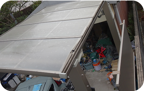 カーポートの破損